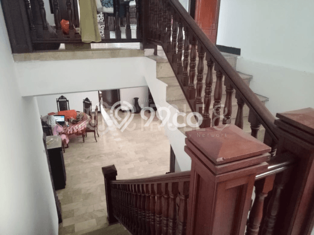 Dijual Hunian Rumah Terawat 5 KT di Turangga, Bandung Dijual Hunian Rumah Terawat 5 KT di Turangga, Bandung