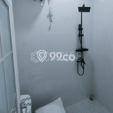 GOOD DEAL! Rumah Premium area , Luas 100m2m² LB 170m2m² GOOD DEAL! Rumah Premium area , Luas 100m2m² LB 170m2m²
