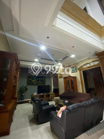 For Sale Rumah Mewah Exclusive di Kiaracondong, Bandung For Sale Rumah Mewah Exclusive di Kiaracondong, Bandung