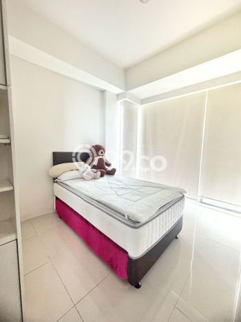 SPECIAL PRICE! Apartemen di Puri Indah, 4 KT, Luas 204m2m², Area Strategis, Fasilitas Modern, Bisa Segera Ditempati SPECIAL PRICE! Apartemen di Puri Indah, 4 KT, Luas 204m2m², Area Strategis, Fasilitas Modern, Bisa Segera Ditempati