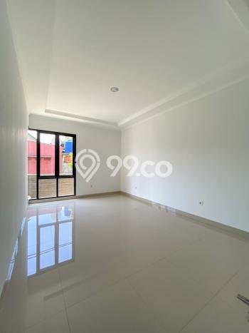 HOT LISTING! Rumah Ready Stock lokasi Ciputat, Tangerang Selatan, LT 160m² Bangunan 200m² HOT LISTING! Rumah Ready Stock lokasi Ciputat, Tangerang Selatan, LT 160m² Bangunan 200m²