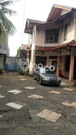 Rumah Elit Modern Siap Huni di Joglo Jakarta Barat Rumah Elit Modern Siap Huni di Joglo Jakarta Barat
