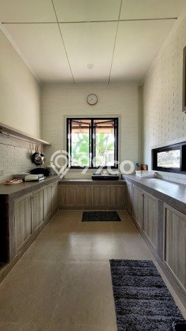 KESEMPATAN EMAS! Vila di Cisarua, Area 3960m², Lokasi Eksklusif dengan keamanan terjaga KESEMPATAN EMAS! Vila di Cisarua, Area 3960m², Lokasi Eksklusif dengan keamanan terjaga