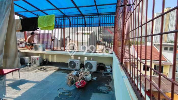 Jual Rumah Mewah Elegan Dengan View Cantik di Muara Karang, Jakarta Utara Jual Rumah Mewah Elegan Dengan View Cantik di Muara Karang, Jakarta Utara