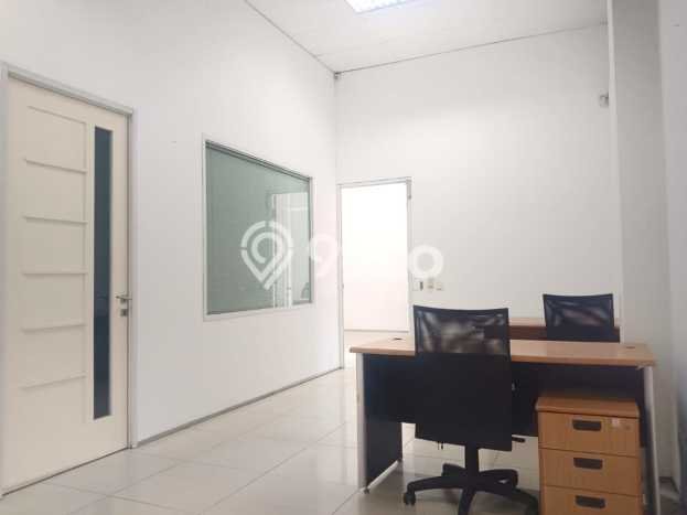 FOR RENT! Gudang di Alam Sutera Cocok untuk Bisnis 2022m2 FOR RENT! Gudang di Alam Sutera Cocok untuk Bisnis 2022m2
