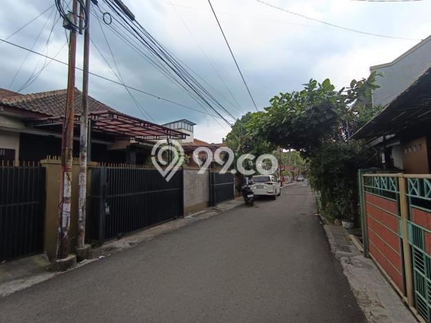 Rumah Strategis Modern Lb 130m2 di Arcamanik, Bandung Rumah Strategis Modern Lb 130m2 di Arcamanik, Bandung