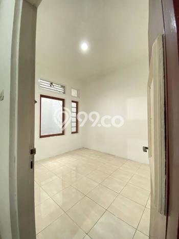 Dijual Cepat Rumah Favorit Siap Huni LB 160m2 di Antapani, Bandung Dijual Cepat Rumah Favorit Siap Huni LB 160m2 di Antapani, Bandung