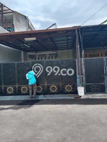 Disewakan Cepat Rumah Kondisi Baik di Kawasan Arcamanik, Bandung Disewakan Cepat Rumah Kondisi Baik di Kawasan Arcamanik, Bandung