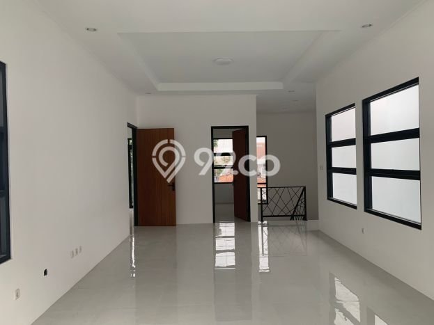 Jarang Ada! Rumah Kontrakan 4 Kamar Nyaman Siap Huni Sukaluyu Jarang Ada! Rumah Kontrakan 4 Kamar Nyaman Siap Huni Sukaluyu