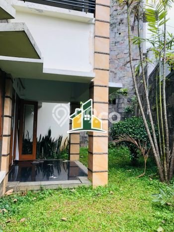 Disewakan! Rumah 7 Kamar Tidur &
7 Kamar Mandi di Dago, Bandung Disewakan! Rumah 7 Kamar Tidur &
7 Kamar Mandi di Dago, Bandung