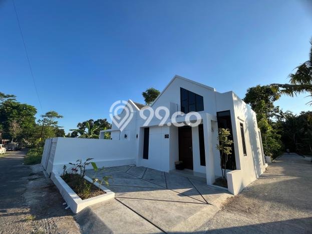 Rumah Konsep Scandinavian 300 Jutaan di Utara Candi Prambanan Rumah Konsep Scandinavian 300 Jutaan di Utara Candi Prambanan