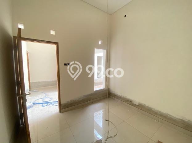 Rumah Modern Minimalis 3 KT Bisa Langsung Pindah di Sleman Rumah Modern Minimalis 3 KT Bisa Langsung Pindah di Sleman