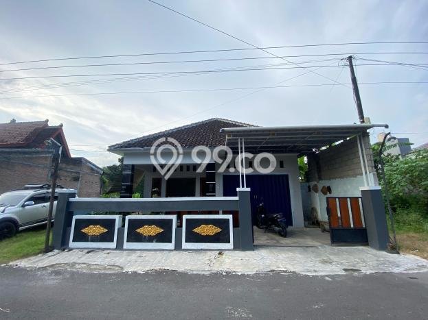 HOT LISTING! Rumah Nyaman area Prambanan, Luas 147m² Bangunan 130m² HOT LISTING! Rumah Nyaman area Prambanan, Luas 147m² Bangunan 130m²