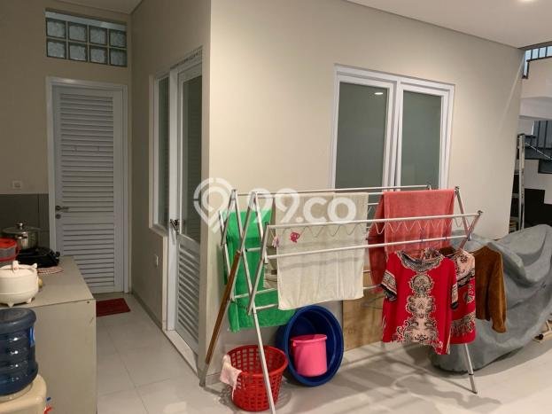 PROMO TERBATAS! Rumah Berkualitas di Cimahi Utara, Cimahi, LT 197m2m² LB 325m2m² PROMO TERBATAS! Rumah Berkualitas di Cimahi Utara, Cimahi, LT 197m2m² LB 325m2m²