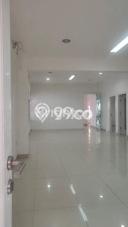 Dijual Rumah Premium dengan Fasilitas Sekitar Lengkap di Tanah Abang, Jakarta Pusat Dijual Rumah Premium dengan Fasilitas Sekitar Lengkap di Tanah Abang, Jakarta Pusat