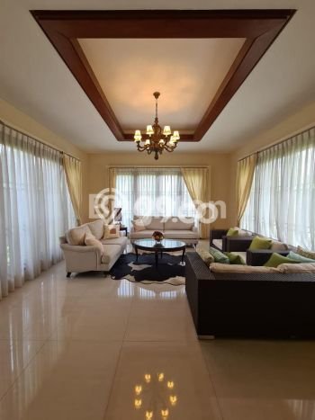 Jual Rumah Luas Elegan Dengan View Cantik di Ciganjur, Jakarta Selatan Jual Rumah Luas Elegan Dengan View Cantik di Ciganjur, Jakarta Selatan