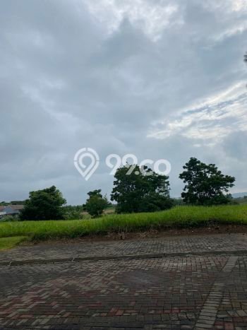 Tanah Dijual Area Strategis di Kota Baru Parahyangan Bandung 723m2 Tanah Dijual Area Strategis di Kota Baru Parahyangan Bandung 723m2