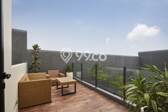 Rumah Mewah LB 272m2 Siap Pakai Desain Elegan di Kota Baru Parahyangan, Bandung Rumah Mewah LB 272m2 Siap Pakai Desain Elegan di Kota Baru Parahyangan, Bandung