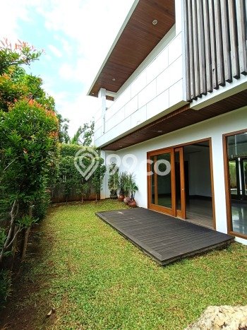 Dijual Rumah Luas Megah Dengan View Eksklusif di Pondok Indah, Jakarta Selatan Dijual Rumah Luas Megah Dengan View Eksklusif di Pondok Indah, Jakarta Selatan