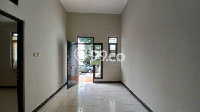 Rumah Minimalis 2 KT di Sektor 9-Bintaro Tangerang Selatan Unfurnished Rumah Minimalis 2 KT di Sektor 9-Bintaro Tangerang Selatan Unfurnished