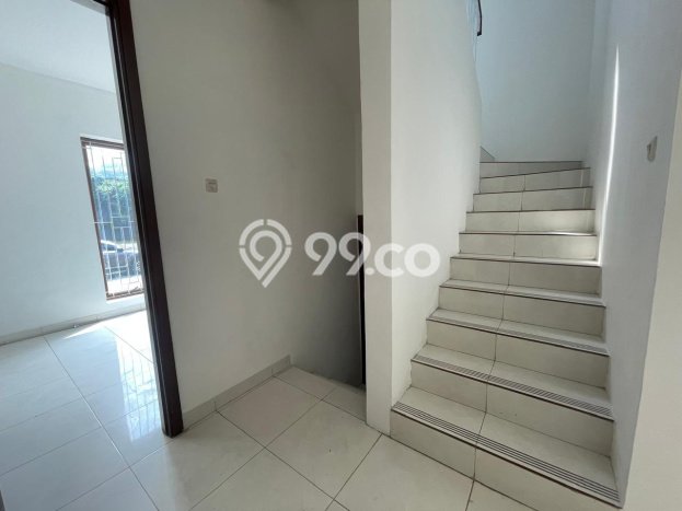 Rumah Luxury Modern Tanpa Renovasi di Sektor 9-Bintaro Tangerang Selatan Rumah Luxury Modern Tanpa Renovasi di Sektor 9-Bintaro Tangerang Selatan