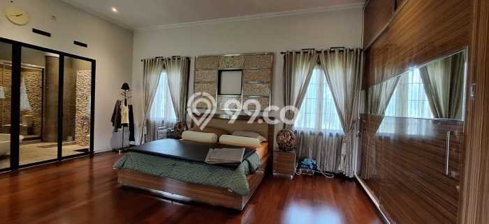 Rumah Elit LB 348m2 Siap Pakai Desain Elegan di Kota Baru Parahyangan, Bandung Rumah Elit LB 348m2 Siap Pakai Desain Elegan di Kota Baru Parahyangan, Bandung