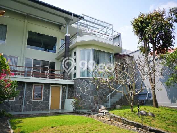 For Sale! Luxury House LT 815m2 Desain Modern di Kota Baru Parahyangan For Sale! Luxury House LT 815m2 Desain Modern di Kota Baru Parahyangan