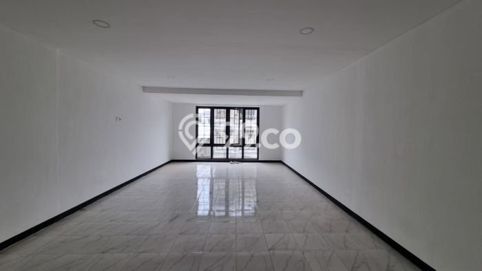 Ruko Bagus Dijual di Jelambar Jakarta Barat Strategis Cocok untuk Kembangkan Bisnis Ruko Bagus Dijual di Jelambar Jakarta Barat Strategis Cocok untuk Kembangkan Bisnis