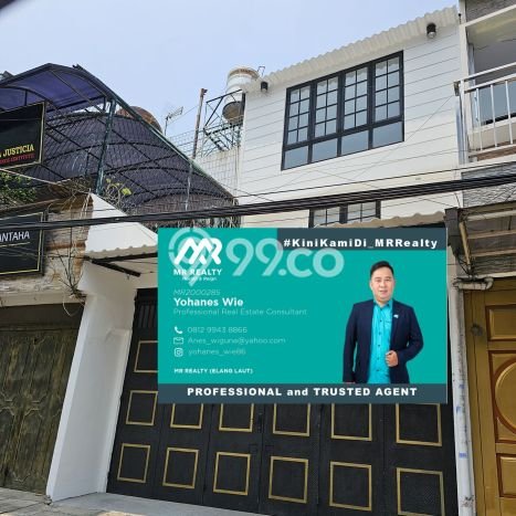 Rumah Mewah LB 217m2 Siap Huni Desain Elegan di Jelambar, Jakarta Barat Rumah Mewah LB 217m2 Siap Huni Desain Elegan di Jelambar, Jakarta Barat