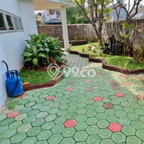 For Sale! Premium House LT 365m2 Desain Elegan di Meruya For Sale! Premium House LT 365m2 Desain Elegan di Meruya