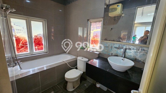 Rumah Sewa Jakarta Utara LT 132m2 LB 300m2 Kawasan Taman Grisenda Rumah Sewa Jakarta Utara LT 132m2 LB 300m2 Kawasan Taman Grisenda