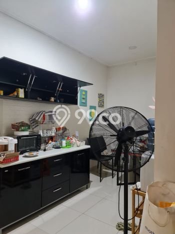 Rumah Luxury Modern Tanpa Renovasi di Jelambar Jakarta Barat Rumah Luxury Modern Tanpa Renovasi di Jelambar Jakarta Barat