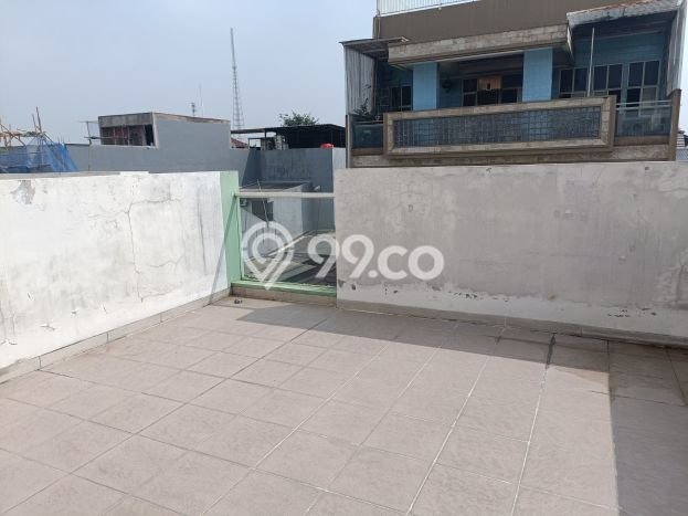 Rumah Luxury Modern Tanpa Renovasi di Jelambar Jakarta Barat Rumah Luxury Modern Tanpa Renovasi di Jelambar Jakarta Barat