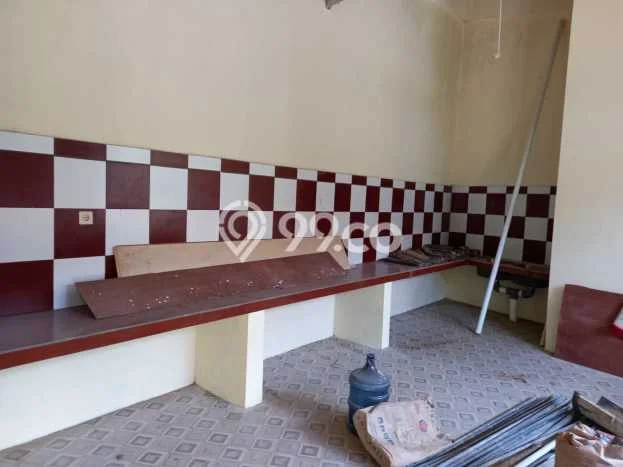 Komersial Disewakan Cepat di Tingkir Salatiga LB 220m2 Komersial Disewakan Cepat di Tingkir Salatiga LB 220m2
