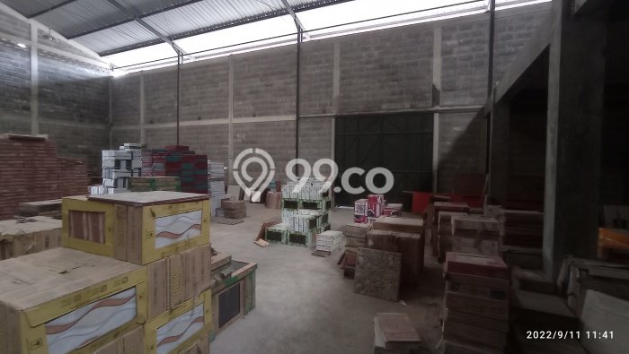 AREA SUPER PREMIUM! Gudang Kawasan Klaten Tengah, Luas 900m², Area Komersial AREA SUPER PREMIUM! Gudang Kawasan Klaten Tengah, Luas 900m², Area Komersial