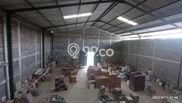 AREA SUPER PREMIUM! Gudang Kawasan Klaten Tengah, Luas 900m², Area Komersial AREA SUPER PREMIUM! Gudang Kawasan Klaten Tengah, Luas 900m², Area Komersial