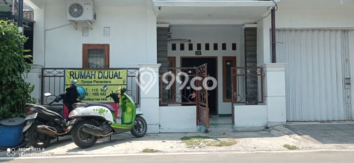 Jual Rumah Minimalis Bagus Punya 4 KT di Colomadu Karanganyar SHM Jual Rumah Minimalis Bagus Punya 4 KT di Colomadu Karanganyar SHM