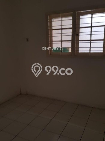 Disewakan Rumah Murah di Buah Batu Bandung dengan 6 Kamar Tidur Disewakan Rumah Murah di Buah Batu Bandung dengan 6 Kamar Tidur