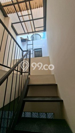 Rumah Elit Modern Tanpa Renovasi di Kota Baru Parahyangan Bandung Rumah Elit Modern Tanpa Renovasi di Kota Baru Parahyangan Bandung
