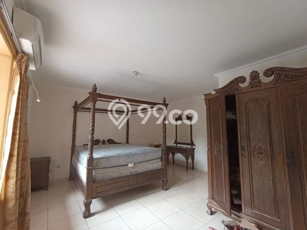 Rumah Mewah LB 286m2 Siap Pakai Desain Elegan di Cinere, Jakarta Selatan Rumah Mewah LB 286m2 Siap Pakai Desain Elegan di Cinere, Jakarta Selatan