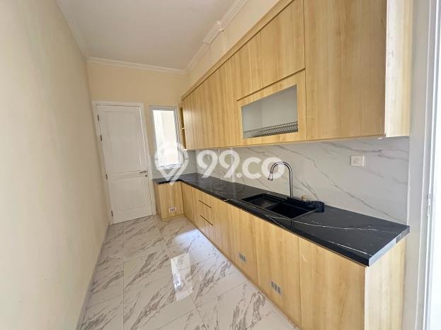 Dijual Rumah Luas Elegan Dengan View Eksklusif di Cinere, Jakarta Selatan Dijual Rumah Luas Elegan Dengan View Eksklusif di Cinere, Jakarta Selatan
