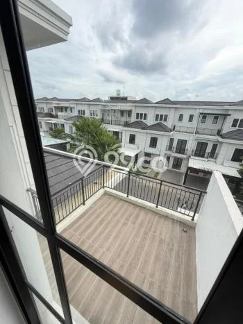 Siap Huni Rumah Mewah 4 Kamar di Medan Polonia Dekat ke Mana Saja Siap Huni Rumah Mewah 4 Kamar di Medan Polonia Dekat ke Mana Saja