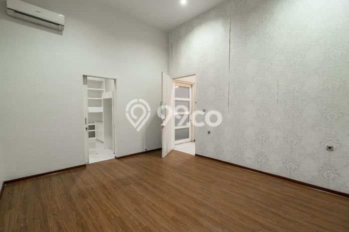 Dijual Rumah Premium dengan Fasilitas Sekitar Lengkap di Medan Polonia, Medan Dijual Rumah Premium dengan Fasilitas Sekitar Lengkap di Medan Polonia, Medan