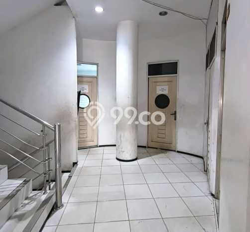 Ruko Komersial Dijual di Medan Baru Medan LT 396m2 & LB 4400m2 Ruko Komersial Dijual di Medan Baru Medan LT 396m2 & LB 4400m2