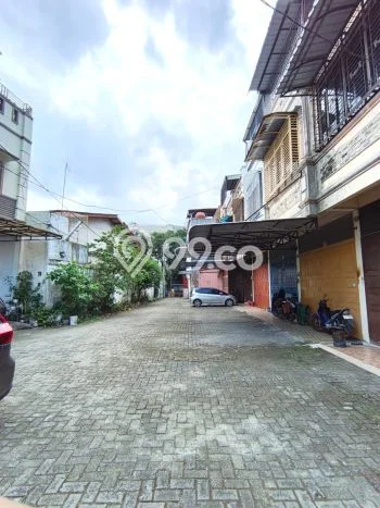 Siap Huni Rumah Mewah 5 Kamar di Medan Perjuangan Dekat ke Mana Saja Siap Huni Rumah Mewah 5 Kamar di Medan Perjuangan Dekat ke Mana Saja