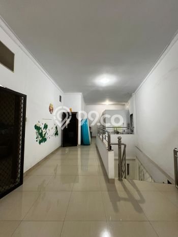 Siap Huni Rumah Mewah 5 Kamar di Medan Perjuangan Dekat ke Mana Saja Siap Huni Rumah Mewah 5 Kamar di Medan Perjuangan Dekat ke Mana Saja