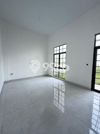 Siap Huni Rumah Mewah 4 Kamar di Medan Polonia Dekat ke Mana Saja Siap Huni Rumah Mewah 4 Kamar di Medan Polonia Dekat ke Mana Saja