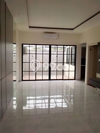 Hunian Cantik Minimalis Lb 136m2 di Cikupa, Tangerang Hunian Cantik Minimalis Lb 136m2 di Cikupa, Tangerang