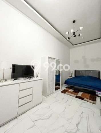 Jual Rumah Luas Megah Dengan View Eksklusif di Gading Serpong, Tangerang Jual Rumah Luas Megah Dengan View Eksklusif di Gading Serpong, Tangerang