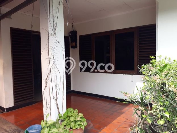 Hunian Mewah LB 250m2 Siap Pakai Desain Elegan di Pejompongan, Jakarta Pusat Hunian Mewah LB 250m2 Siap Pakai Desain Elegan di Pejompongan, Jakarta Pusat